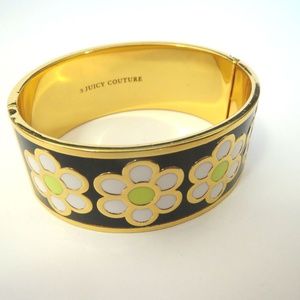 Juicy Couture Enamel Daisy Flower Bangle Bracelet